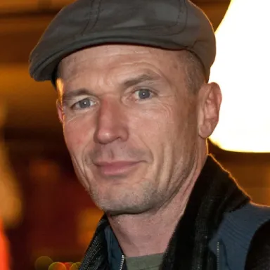 Toby Huss profile photo