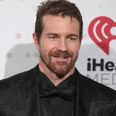 Josh Kelly (actor) profile photo