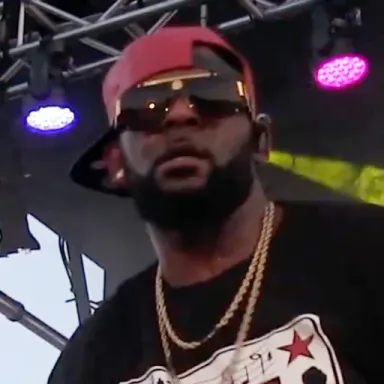 R. Kelly profile photo
