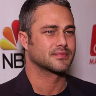 Taylor Kinney profile photo