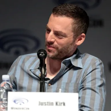 Justin Kirk profile photo