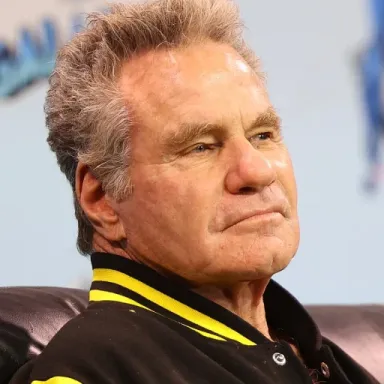 Martin Kove profile photo
