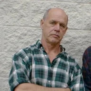 Geoffrey Lewis (actor) profile photo