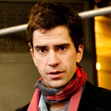 Hamish Linklater profile photo