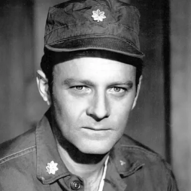 Larry Linville profile photo