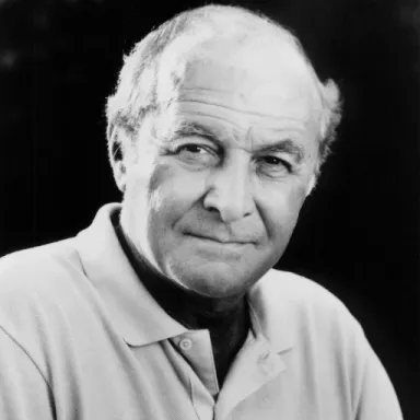 Robert Loggia profile photo