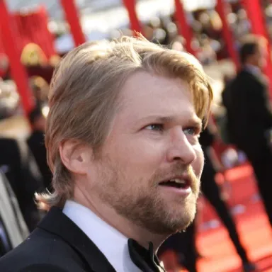 Todd Lowe profile photo