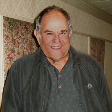 Laurence Luckinbill profile photo