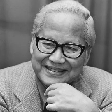 Keye Luke profile photo