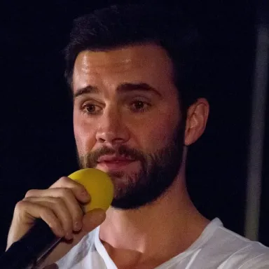 Gil McKinney profile photo