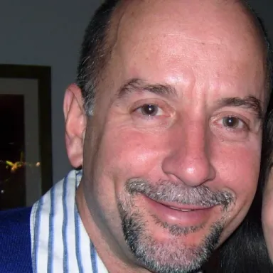 Julio Oscar Mechoso profile photo