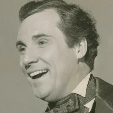Ray Middleton (actor) profile photo