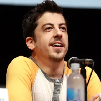 Christopher Mintz-Plasse profile photo