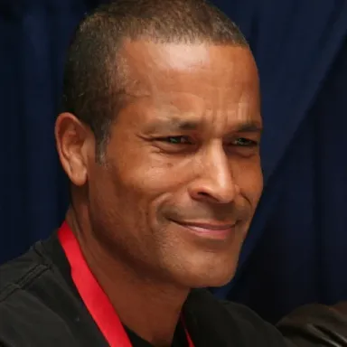 Phil Morris (actor) profile photo