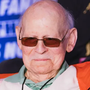 Alan Oppenheimer profile photo