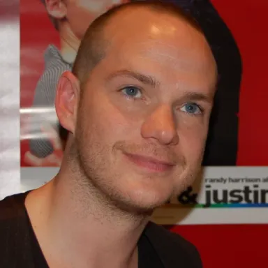 Peter Paige profile photo
