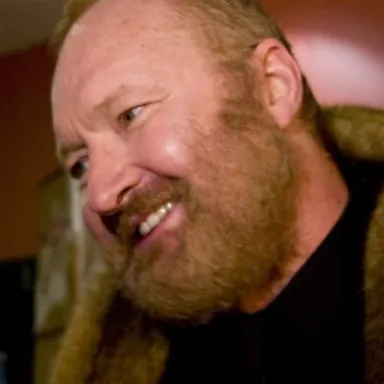 Randy Quaid profile photo