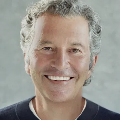 Robert Shaye profile photo