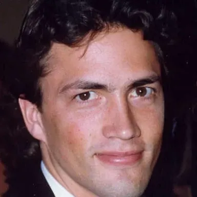 Andrew Shue profile photo