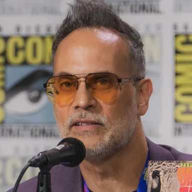 Todd Stashwick profile photo