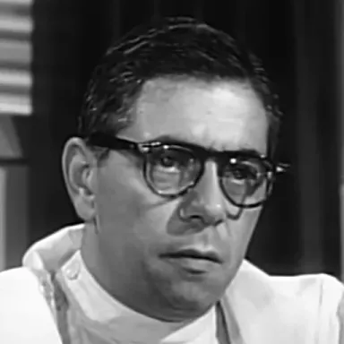 Robert Strauss (actor) profile photo