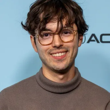 James Sweeney (filmmaker) profile photo