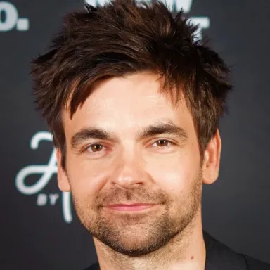 Drew Tarver profile photo