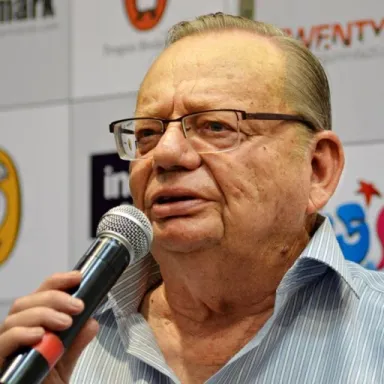 Ruskin Bond profile photo