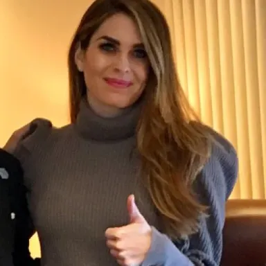 Hope Hicks profile photo