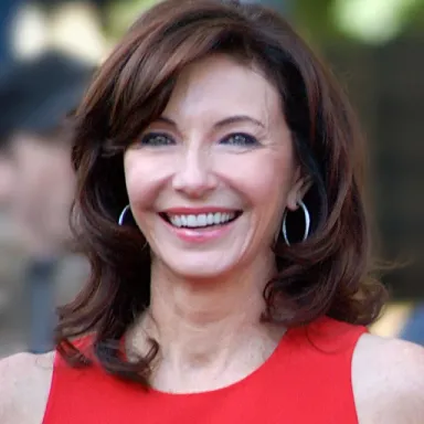 Mary Steenburgen profile photo