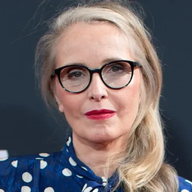Julie Delpy profile photo