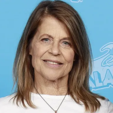 Linda Hamilton profile photo