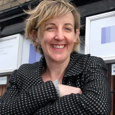Julie Hesmondhalgh profile photo