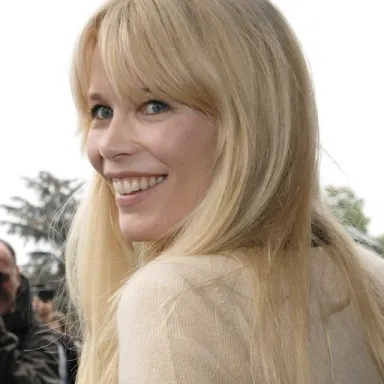 Claudia Schiffer profile photo