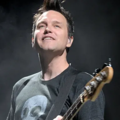 Mark Hoppus profile photo