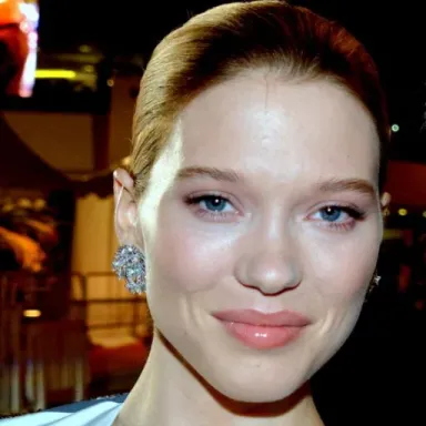 Léa Seydoux profile photo
