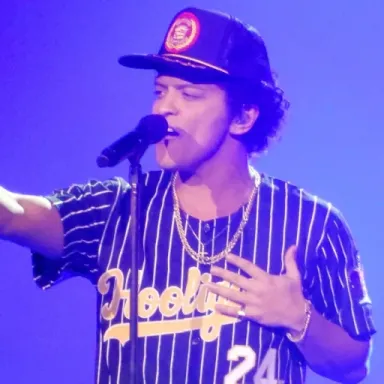 Bruno Mars profile photo