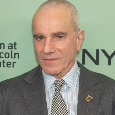 Daniel Day-Lewis profile photo