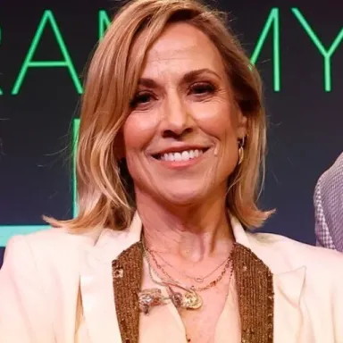 Sheryl Crow profile photo