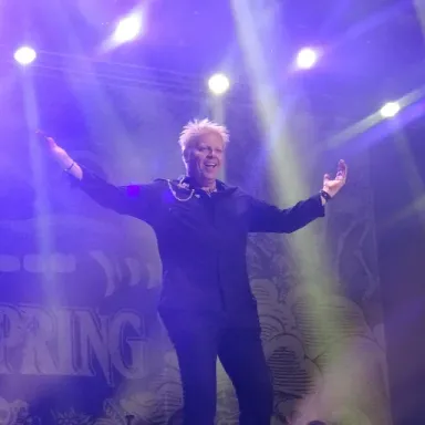 Dexter Holland profile photo