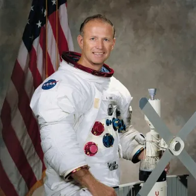 Gerald Carr (astronaut) profile photo