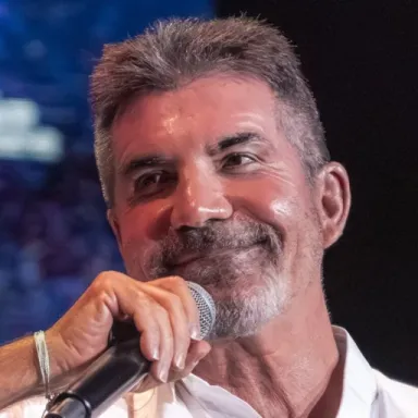 Simon Cowell profile photo