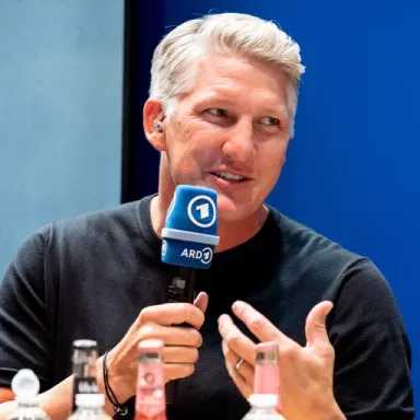 Bastian Schweinsteiger profile photo