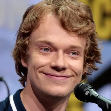 Alfie Allen profile photo