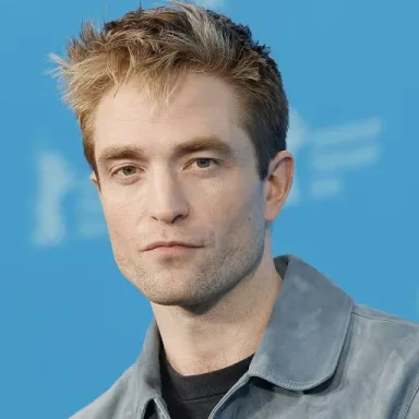 Robert Pattinson profile photo