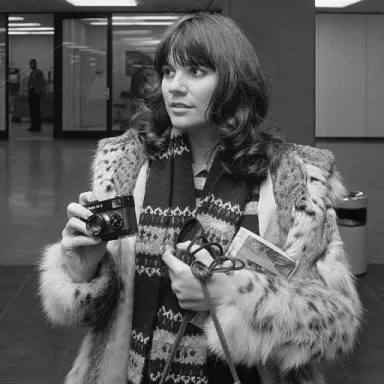 Linda Ronstadt profile photo