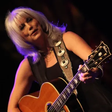 Emmylou Harris profile photo
