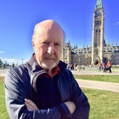 Robert Lewis (journalist) profile photo