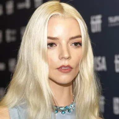 Anya Taylor-Joy profile photo