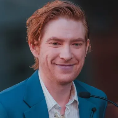 Domhnall Gleeson profile photo